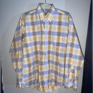 Large Men’s Plaid Burberry Button Up